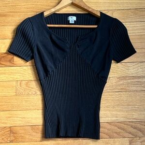 Vintage worthington black knit top